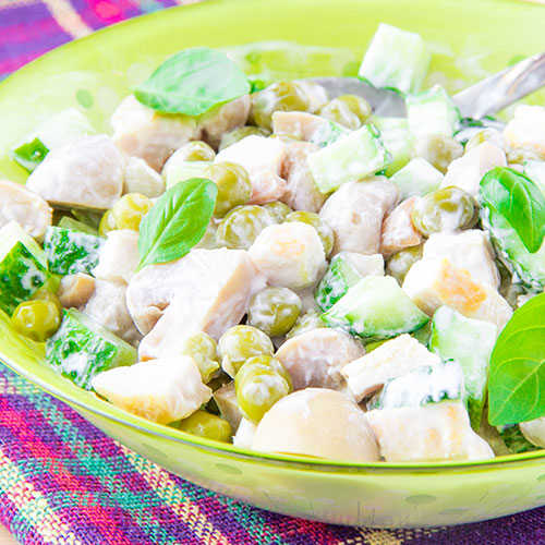 Mantarlı Tavuklu Salata