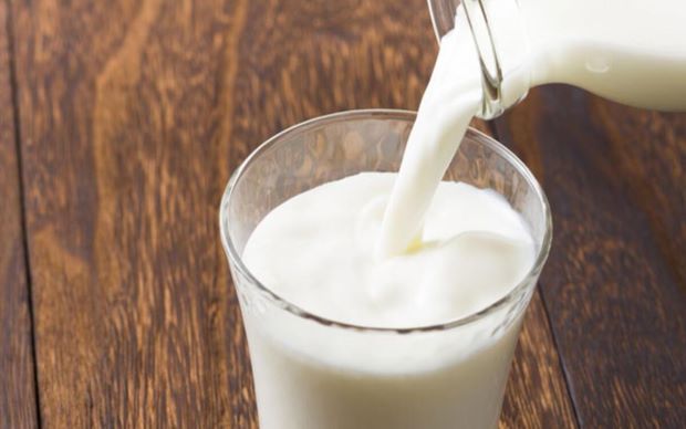 Light Süt Sağlıklı Mıdır? Faydaları ve Zararları Nelerdir?