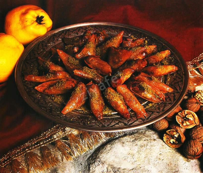 Ayvalı Muska Tatlısı