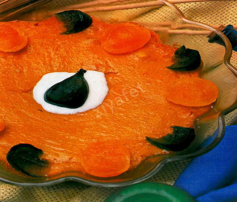 Bal Kabaklı Kayısılı Pasta