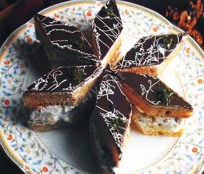 Ballı Cevizli Pasta