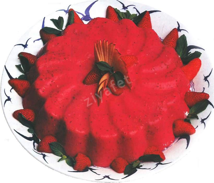 Baviera Usulü Vanilyalı Çilek