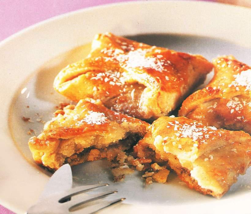 Cevizli Bohça Tatlısı