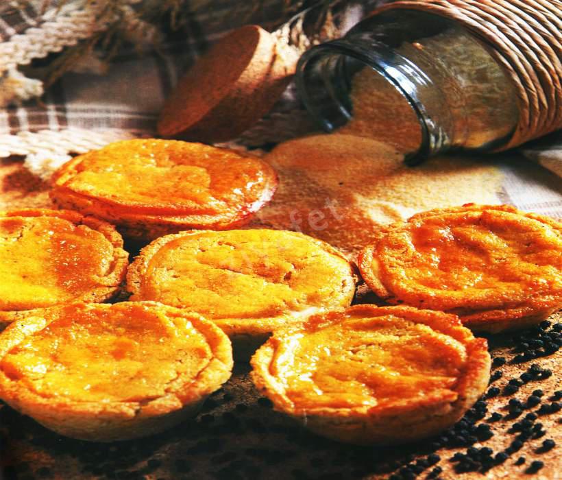 Elmalı ve Üzümlü Turta