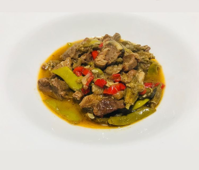 Etli Sebzeli Türlü