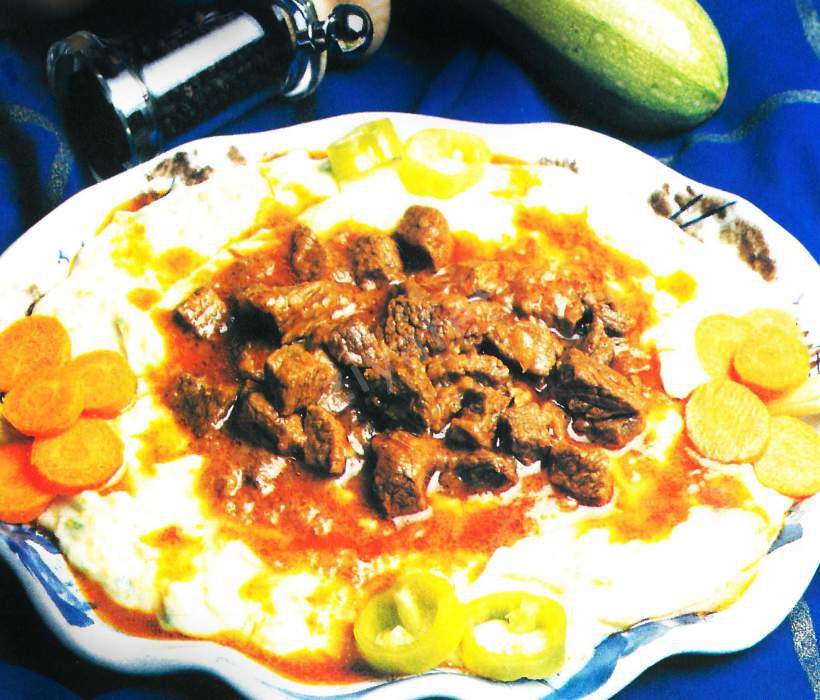 Fırında Beşamel Soslu Kabak