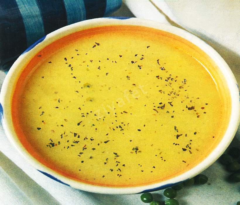 Füme Etli Bezelyeli Çorba