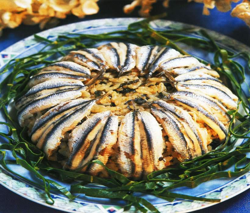 Hamsi Süslü Pazılı Pilav