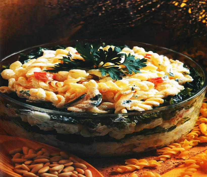 Ispanaklı Makarna Turtası