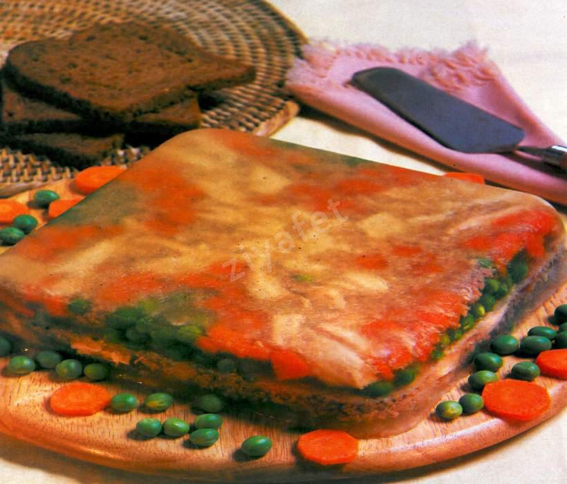 Jelatinli Tavuk Salatası