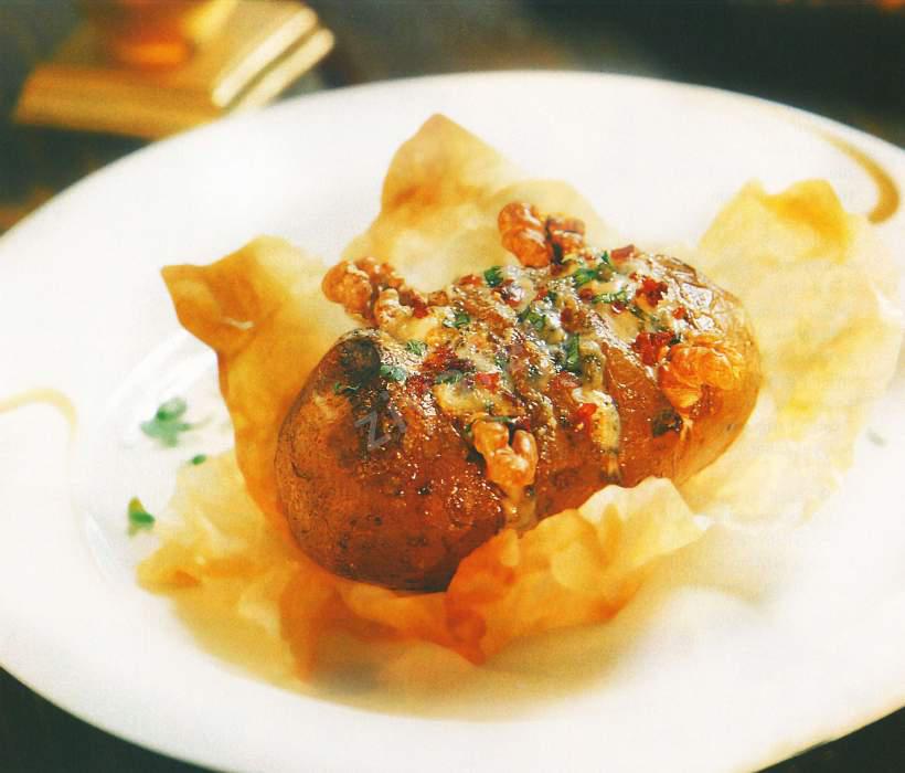 Kâğıtta Peynirli Patates