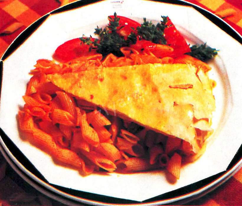 Kalem Makarna Böreği