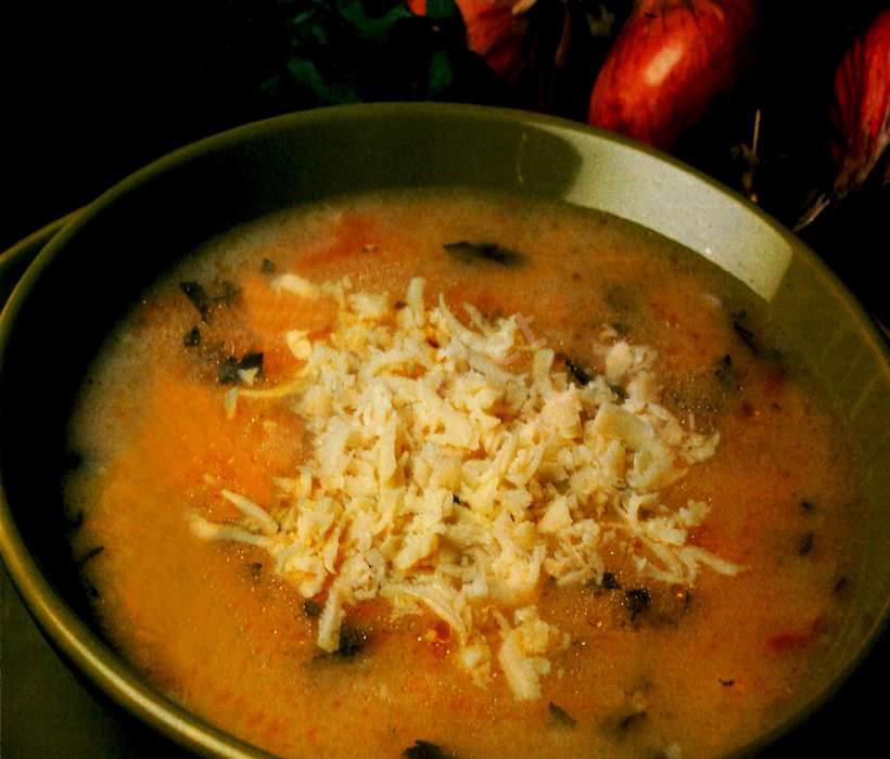 Kaşarlı Soğan Çorbası