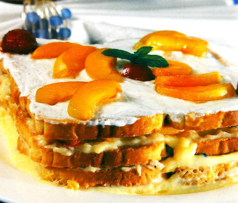 Kayısılı Ev Pastası