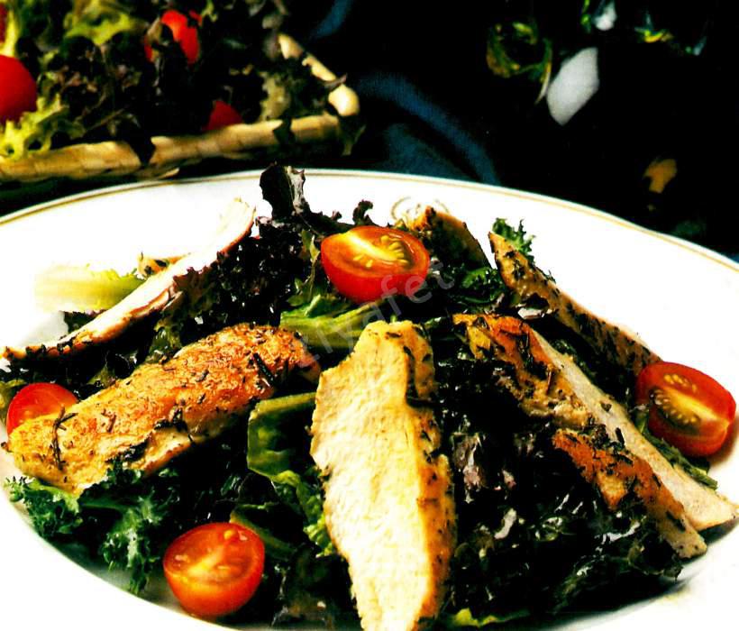 Kekikli Tavuk Salatası 