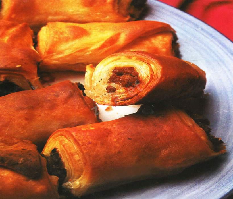 Kıymalı Kol Böreği 