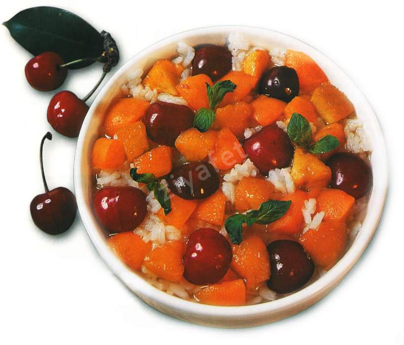 Meyveli Pirinç Tatlısı