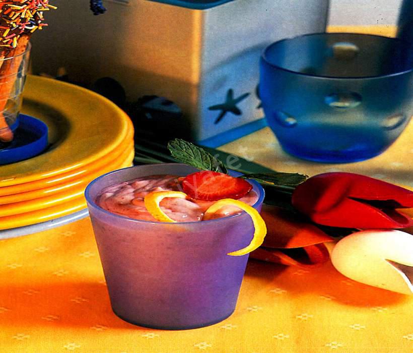 Meyveli Yoğurt Kreması 