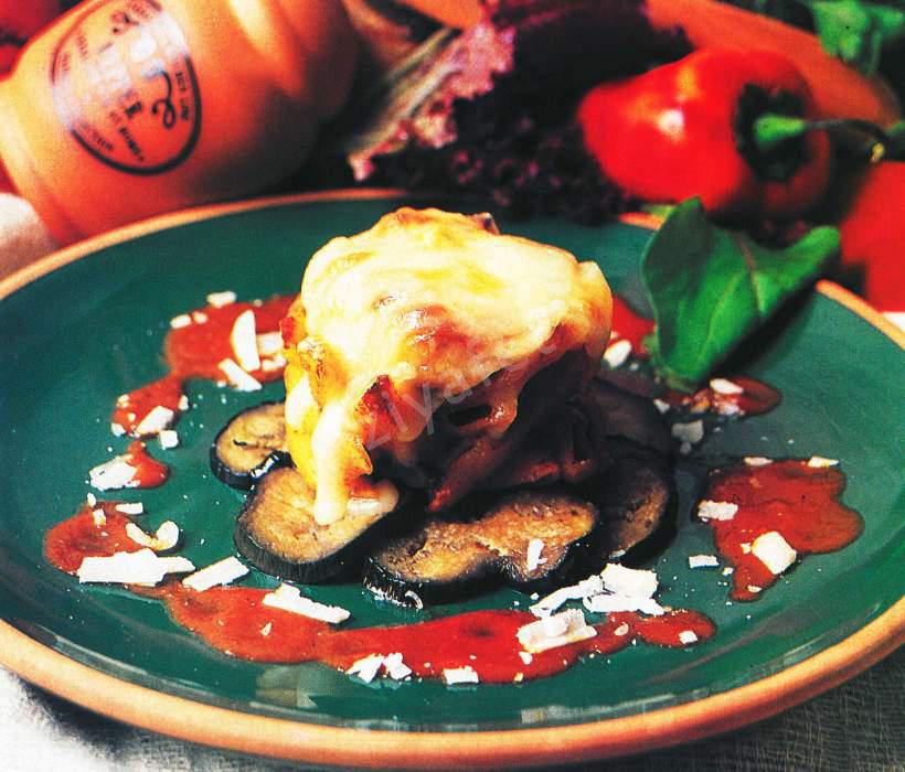 Patlıcan Üzerine Makarna