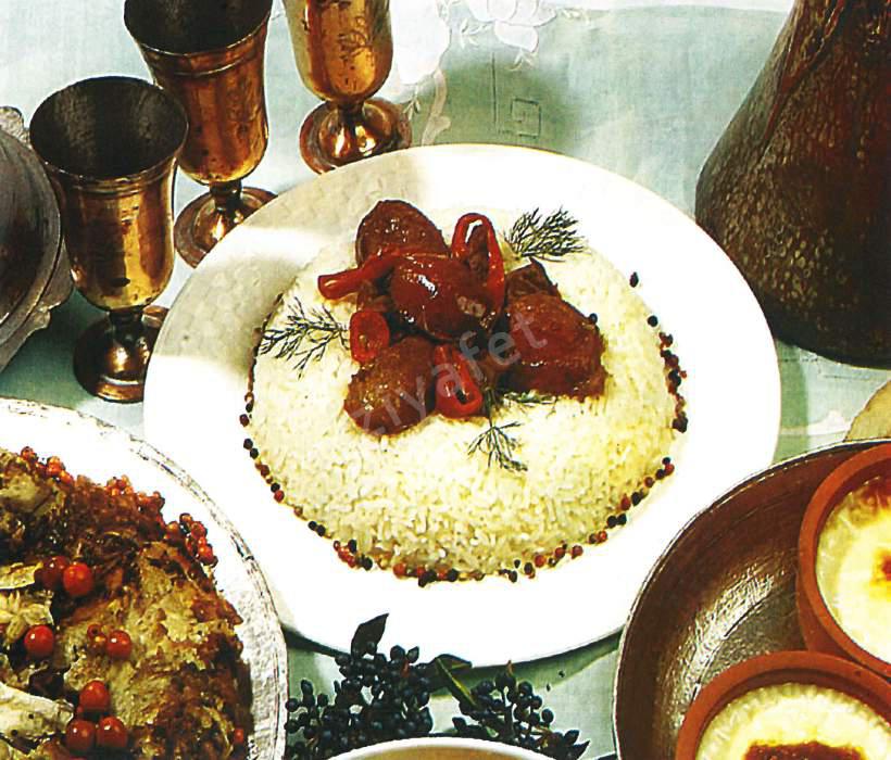 Mürdüm Erikli Tas Kebabı ve Pilav