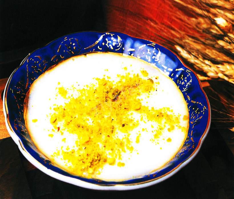 Nişastalı Sütlaç 