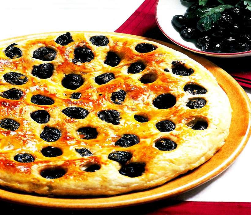 Patatesli ve Zeytinli Kek