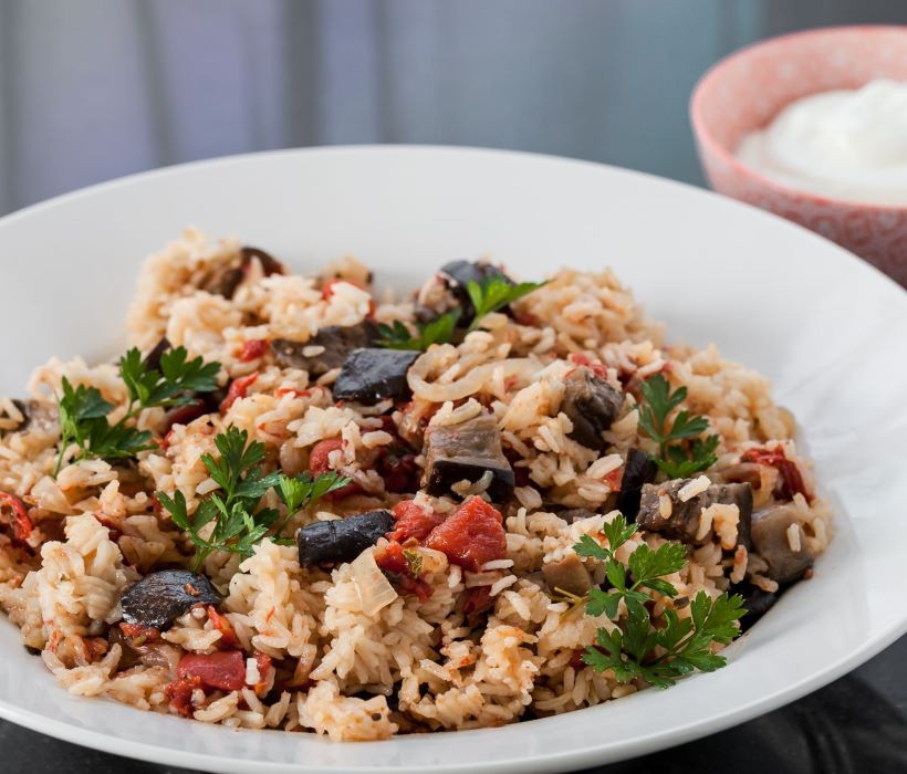 Patlıcanlı Domatesli Pilav