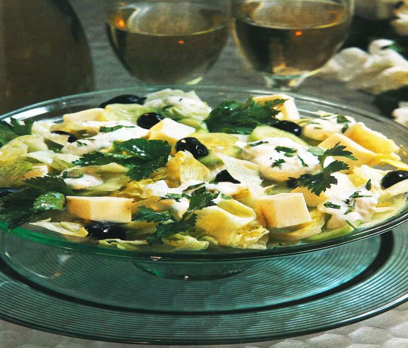 Peynirli İlkbahar Salatası