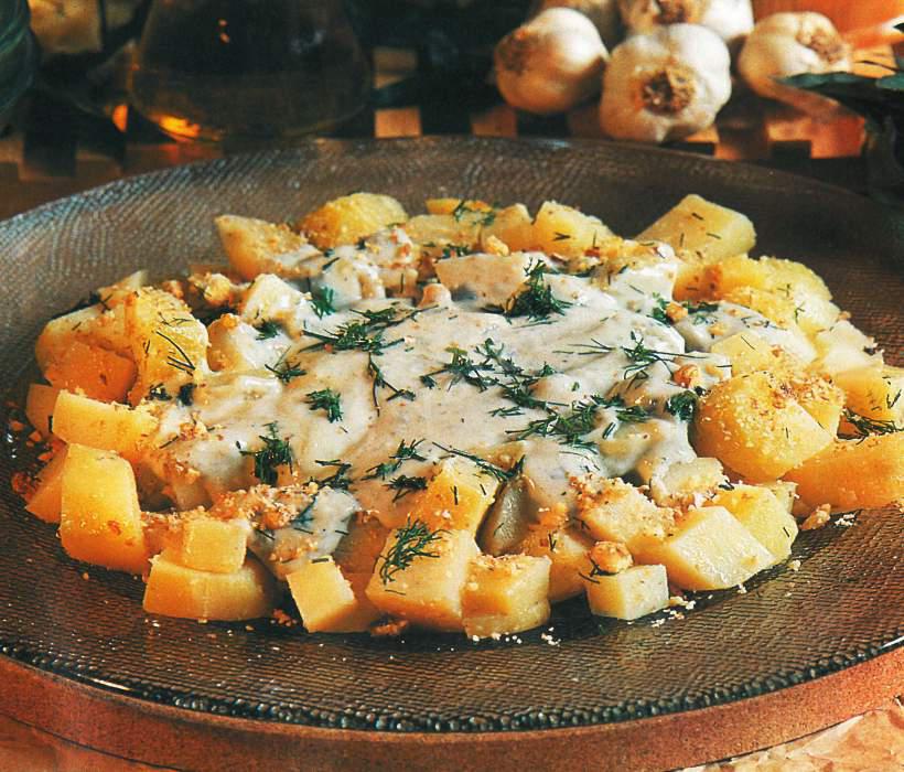 Rokfor Soslu Patates Salatası