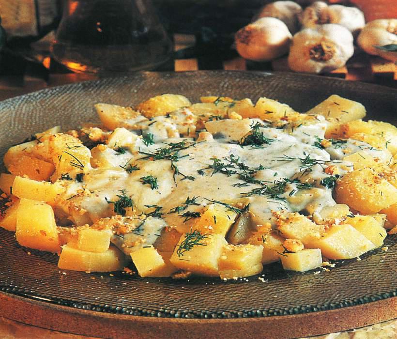 Rokfor Soslu Patates Salatası