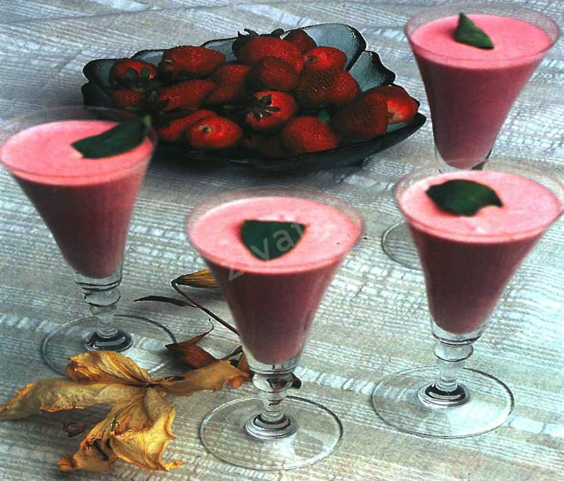 Şarap İlaveli Çilekli Mus