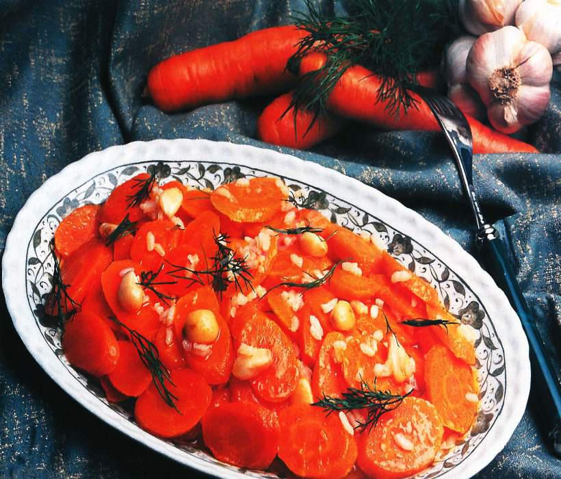 Sarımsaklı Havuç Borani 