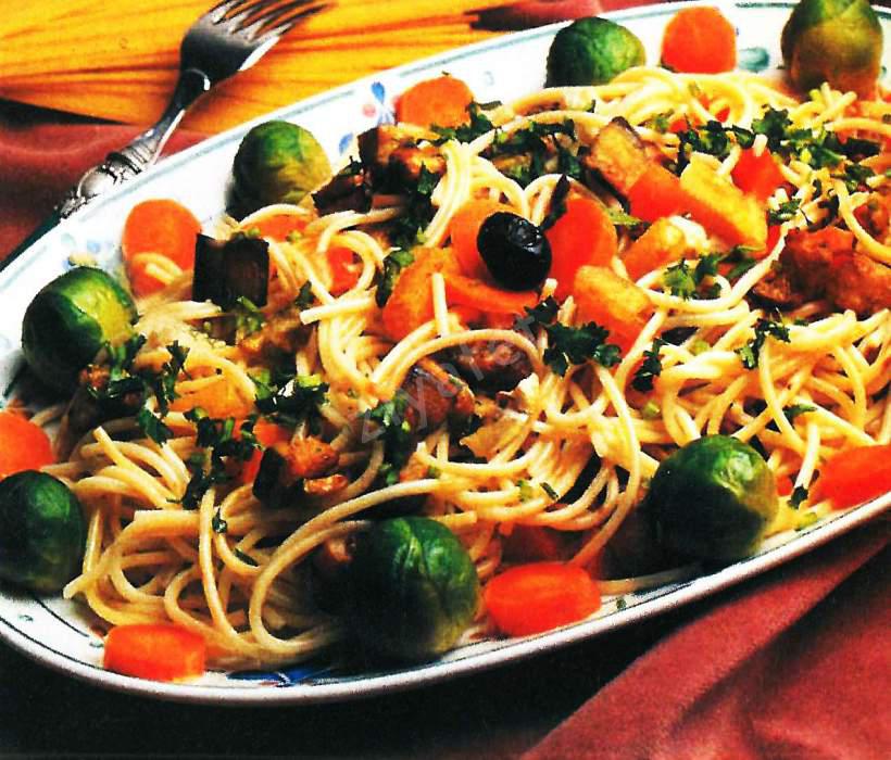 Sebzeli Spaghetti 