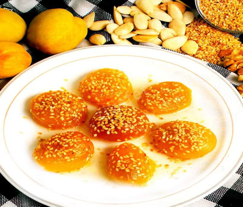 Susamlı Kayısı Tatlısı