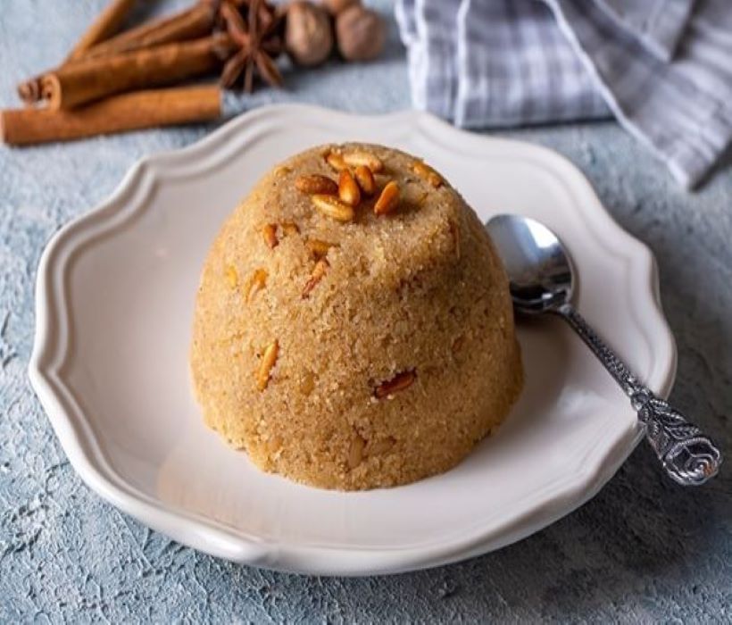 Sütlü İrmik Helvası