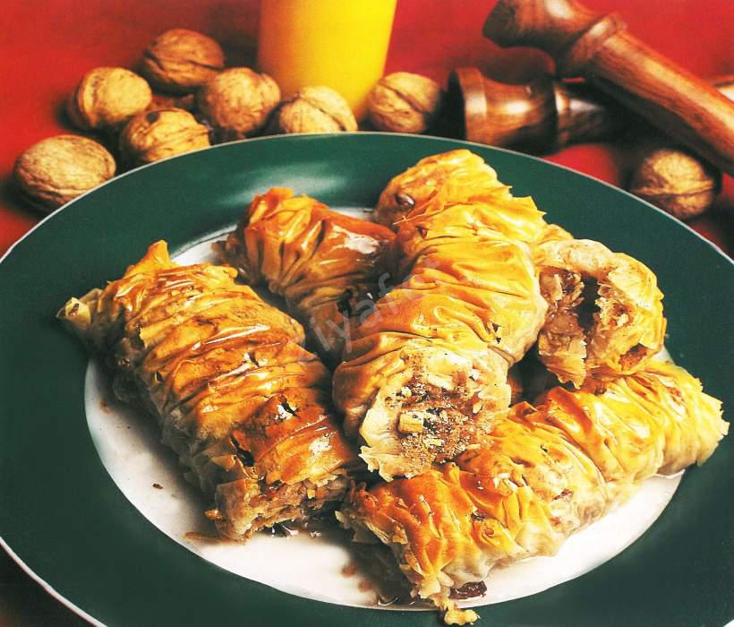 Tavuklu Burma Tatlısı