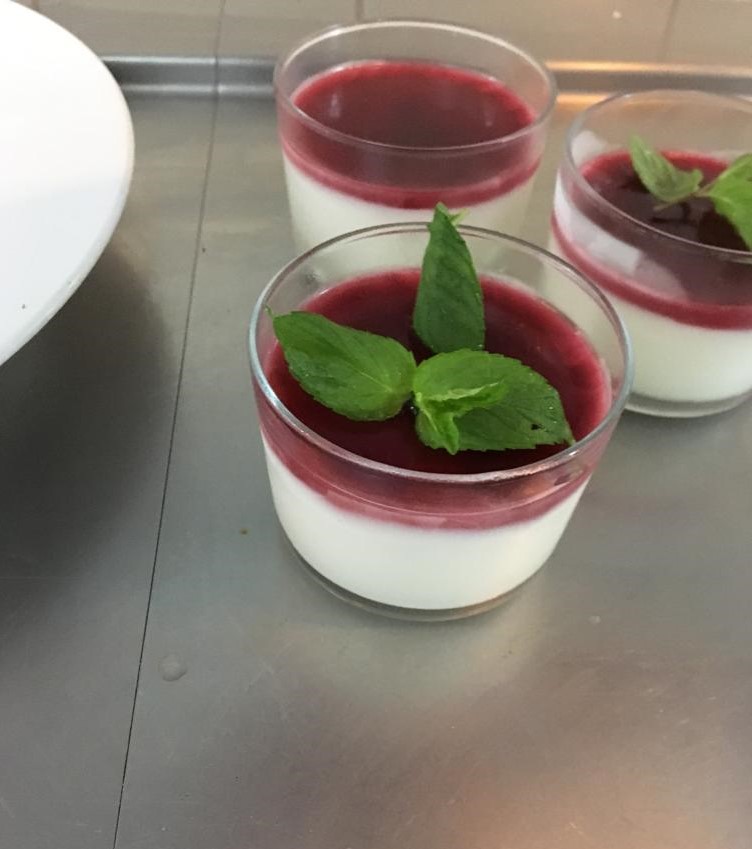 Vişne Pelteli Muhallebi