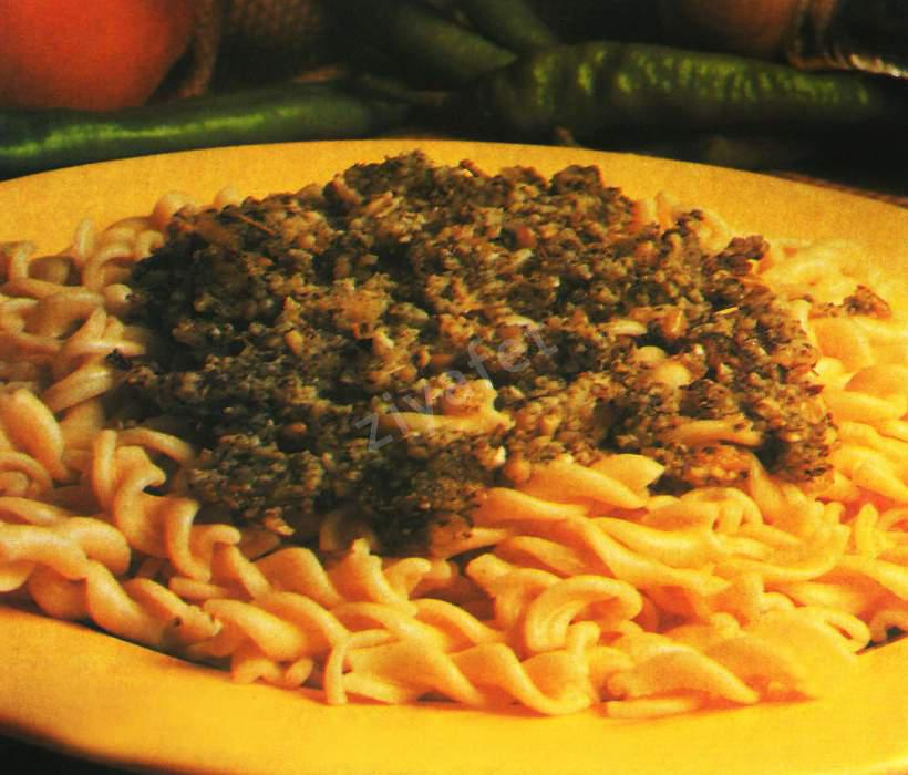 Yeşil Soslu Makarna