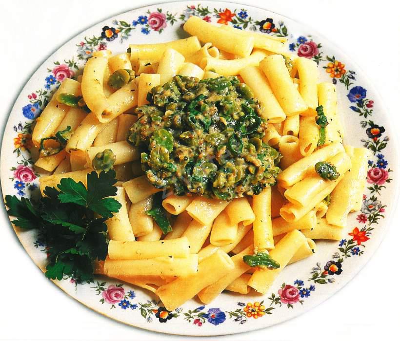 Yeşil Soslu Makarna