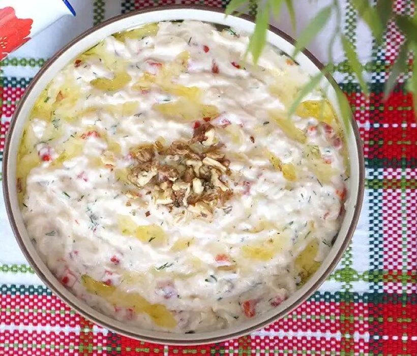 Yoğurtlu Kereviz Salatası