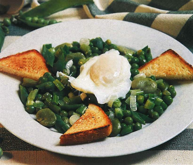 Yumurtalı ve Sebzeli Bezelye