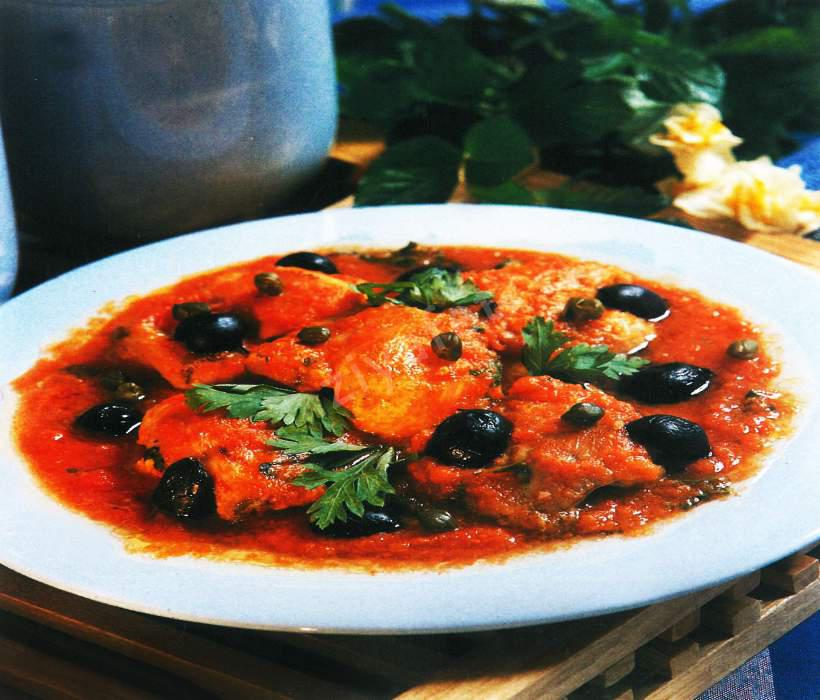 Zeytinli ve Kaparili Tavuk