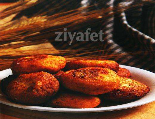 Alman Usulü Patates Köftesi