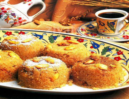 Bademli İrmik Helvası