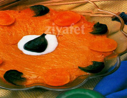 Bal Kabaklı Kayısılı Pasta 