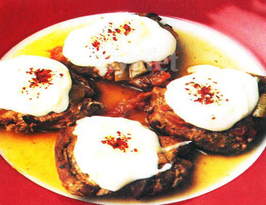 Beşamel Soslu Biftek 