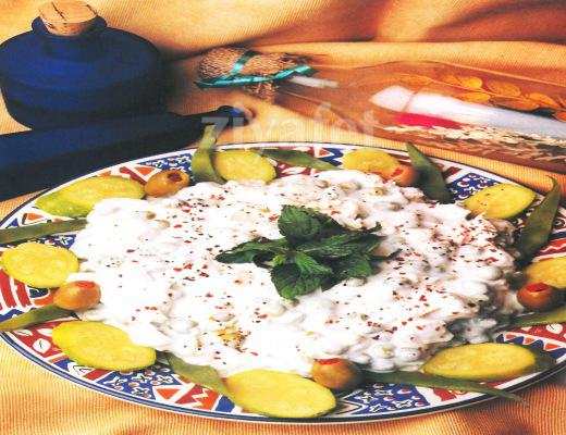 Bezelyeli Tavuk Salatası 