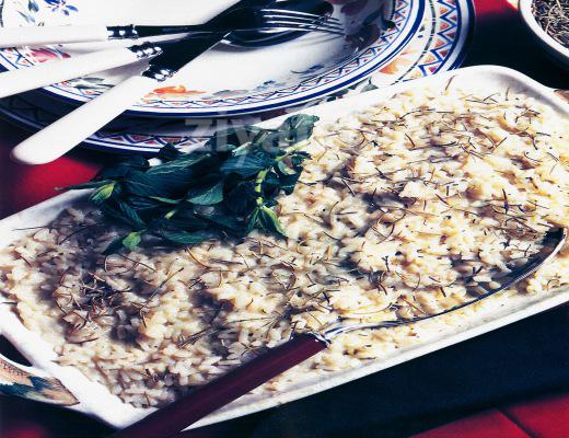 Biberiyeli ve Kekikli Pilav