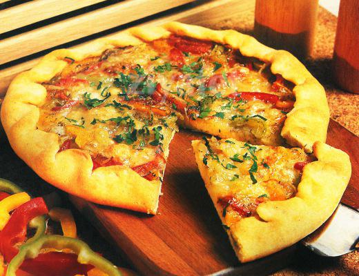 Biberli ve Peynirli Pizza