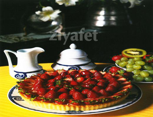 Çilekli Tart
